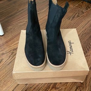 black flamingo boots